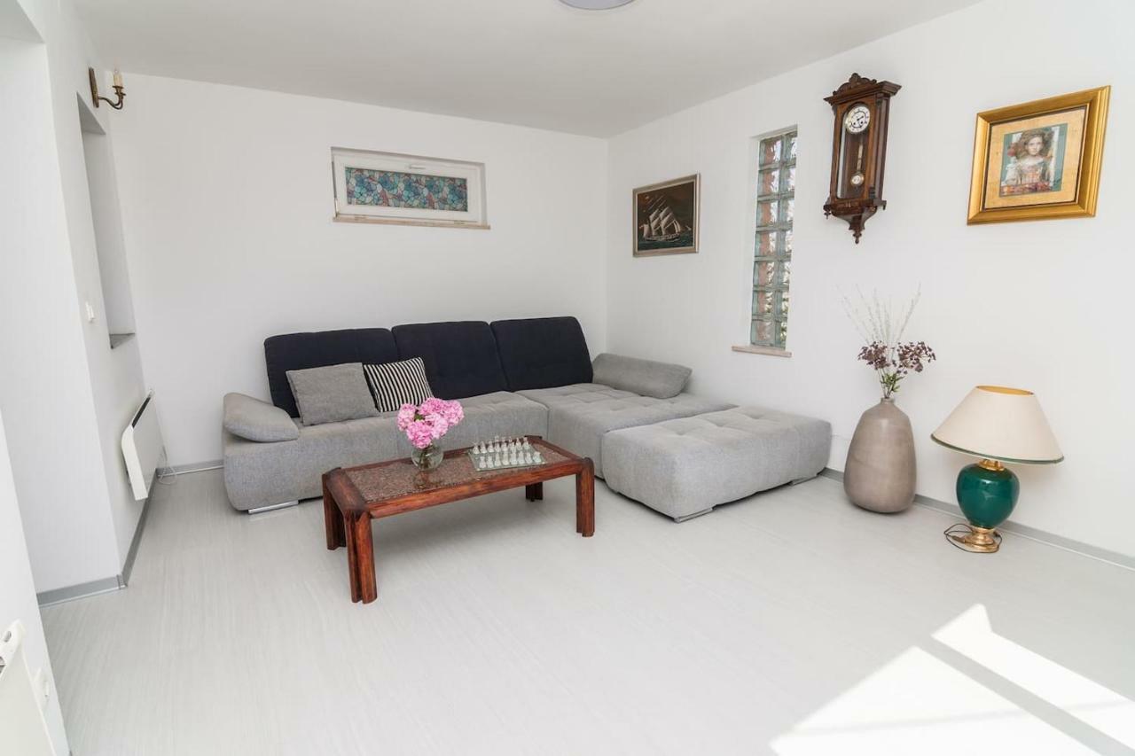 Apartment Sun View Mali Lošinj Eksteriør bilde